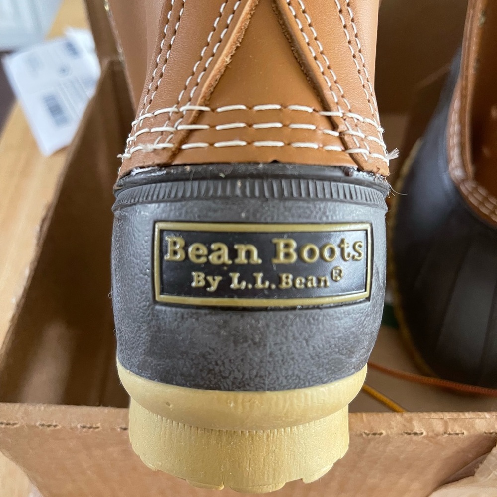 LL Bean 6” New Bean Boot Tan/Brown 7M (D) Brand New never laced up.